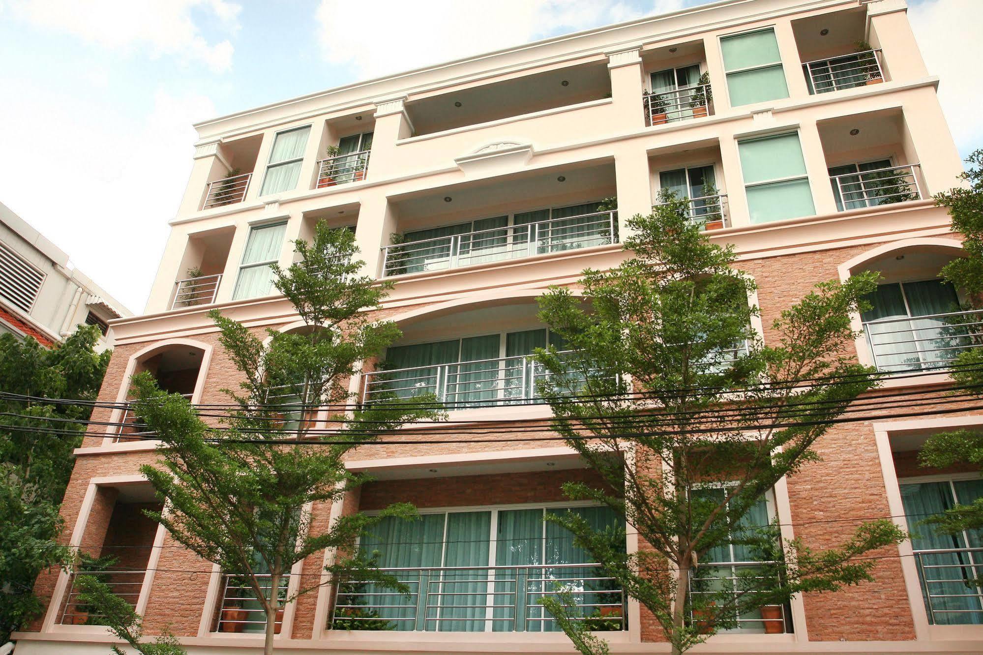 Mirth Sathorn Hotel Bangkok Exterior foto